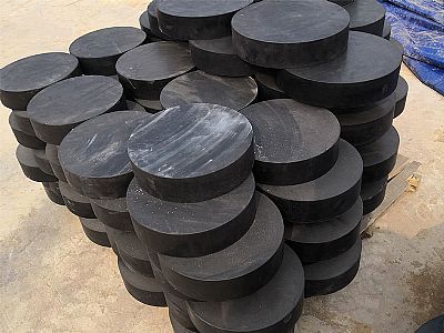 响水县板式橡胶支座由若干层橡胶片与薄钢板经加压硫化